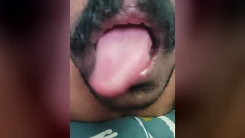 MidnightFlirtX online show from April 2026 05:10:02 AM