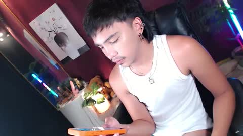 Kitty online show from May 2026 09:01:02 PM