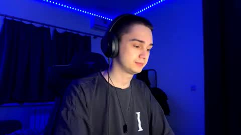 Snapshot of midnightmale197 chatting on February 2026 08:31:02 PM Peep online show from February 2026 08:31:02 PM