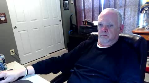 midwestdad09 online show from April 2026 07:26:02 PM