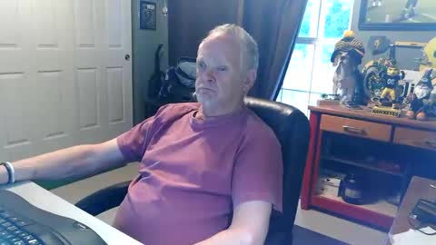 midwestdad09 online show from May 2026 10:04:02 PM