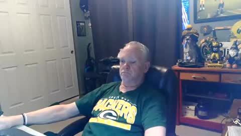 midwestdad09 online show from May 2026 10:21:01 AM