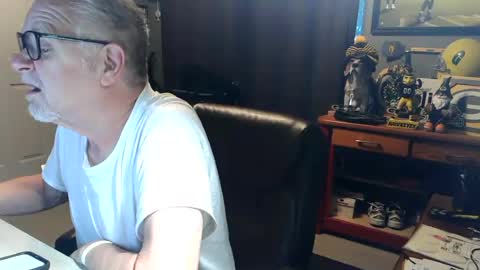 midwestdad09 online show from June 2026 10:51:02 AM