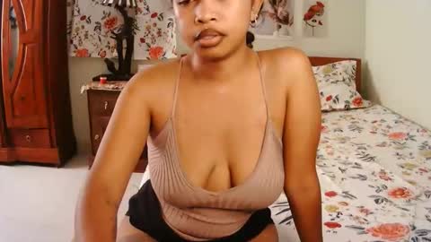 miel_07 online show from April 2026 06:39:01 AM