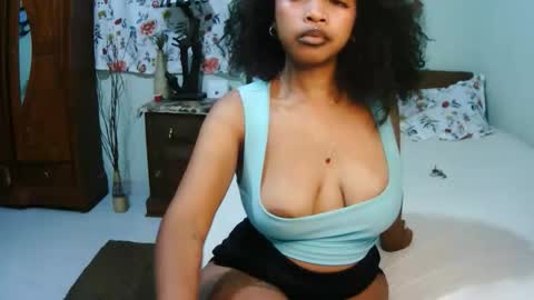 miel_07 online show from May 2026 07:05:02 AM