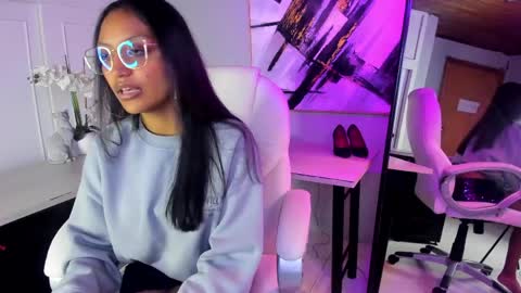 miel_ambar online show from April 2026 01:04:01 PM