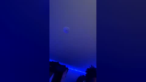 mifriend1998 online show from December 2025 12:00:01 PM