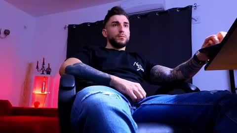 MightyAaron online show from January 2026 05:29:02 PM