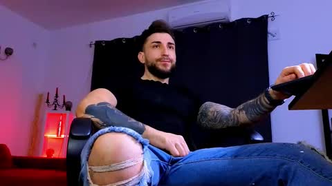 MightyAaron online show from February 2026 03:57:02 AM