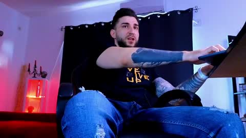 MightyAaron online show from April 2026 05:00:02 AM