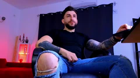 MightyAaron online show from May 2026 03:37:02 AM