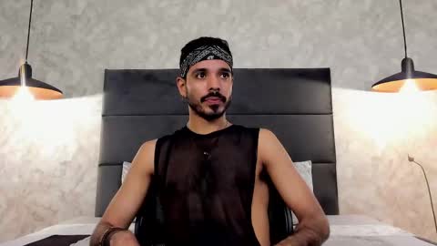 miguelsanfrancisco online show from October 2025 03:01:01 PM