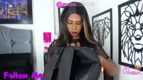 Snapshot of miha_califa chatting on May 2026 01:48:02 PM miha_califa online show from May 2026 01:48:02 PM