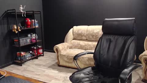 Misha Winchester online show from October 2025 10:15:01 AM