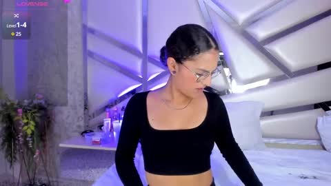 MIA 3 online show from December 2024 05:18:02 AM