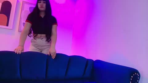 Miia  online show from May 2026 10:55:01 AM