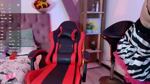 Snapshot of miia_paris chatting on February 2026 05:59:02 AM Miia Paris online show from February 2026 05:59:02 AM