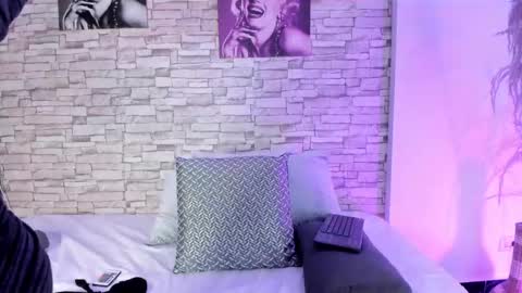 miiaa_monroe online show from February 2026 01:50:01 AM