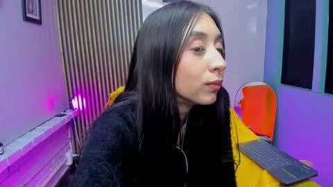 miilu  online show from September 2025 03:17:02 AM