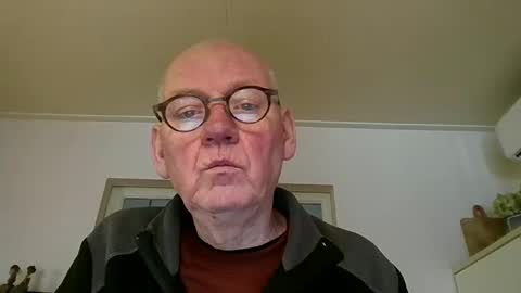 mik online show from January 2026 12:10:02 PM