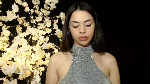 Snapshot of mika_gold7 chatting on December 2024 10:12:02 AM Mika online show from December 2024 10:12:02 AM