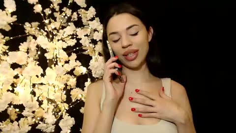 Snapshot of mika_gold7 chatting on December 2024 05:37:02 PM Mika online show from December 2024 05:37:02 PM