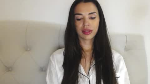 Snapshot of mika_gold7 chatting on September 2025 07:46:02 PM Mika online show from September 2025 07:46:02 PM