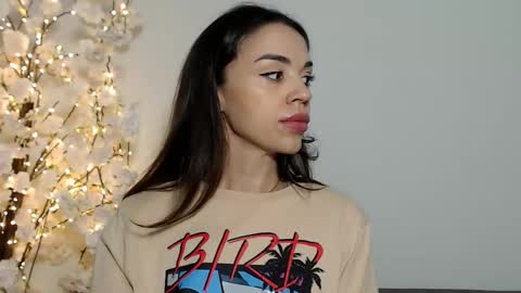 Snapshot of mika_gold7 chatting on October 2025 10:36:02 AM Mika online show from October 2025 10:36:02 AM