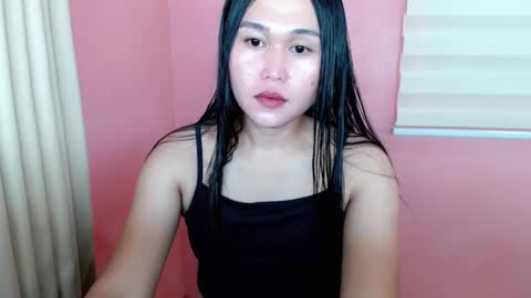 Snapshot of mika_oka chatting on March 2025 10:13:02 AM Hi im Avah online show from March 2025 10:13:02 AM