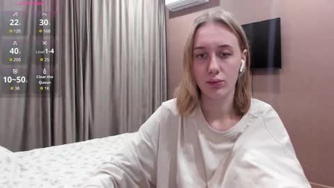 Mika online show from November 2025 10:53:02 PM