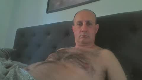 mikael_r52 online show from May 2026 06:41:02 AM
