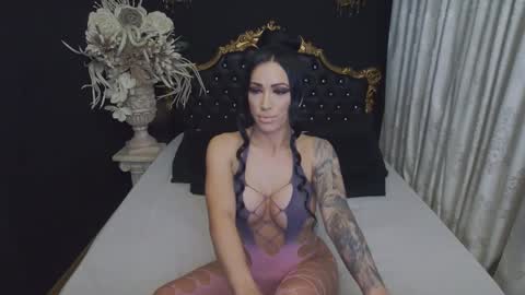 Snapshot of mikaelajensen chatting on March 2026 04:38:02 AM Mikaela online show from March 2026 04:38:02 AM
