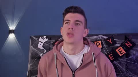 mikael online show from October 2025 04:49:01 AM