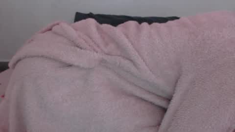 SORAYA online show from December 2025 11:48:01 AM