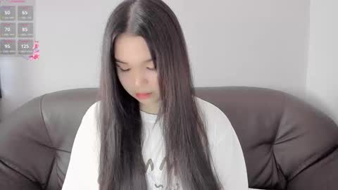 mikasssu online show from September 2025 11:37:01 AM