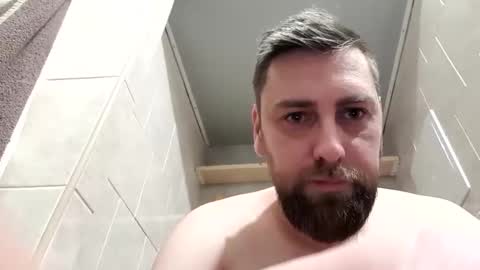 Snapshot of mikavfr chatting on December 2024 02:22:02 PM Mika online show from December 2024 02:22:02 PM