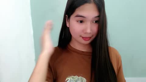 Kyla online show from September 2025 06:51:01 PM