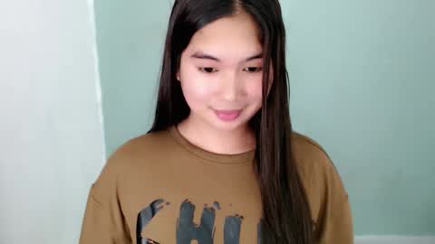 Kyla online show from September 2025 06:52:01 PM