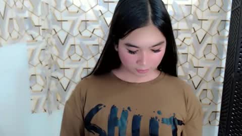 Kyla online show from October 2025 06:12:01 AM