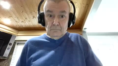 Snapshot of mike26051 chatting on November 2025 01:22:01 PM mike26051 online show from November 2025 01:22:01 PM