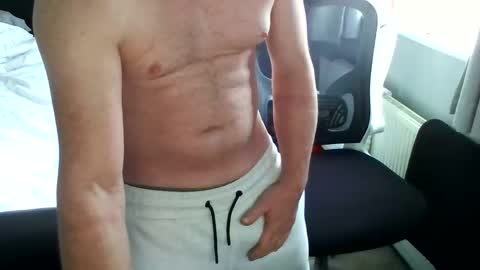 Snapshot of mike454084 chatting on February 2026 11:36:02 AM mike454084 online show from February 2026 11:36:02 AM