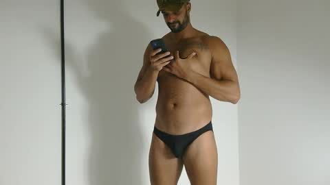 Snapshot of mike4fun99 chatting on April 2026 02:48:01 AM mike online show from April 2026 02:48:01 AM