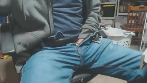 mike694fun online show from December 2024 10:06:01 PM