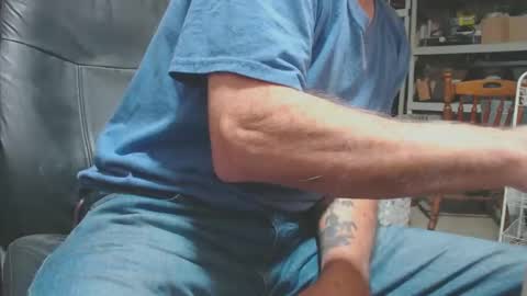 mike694fun online show from December 2024 10:00:02 PM