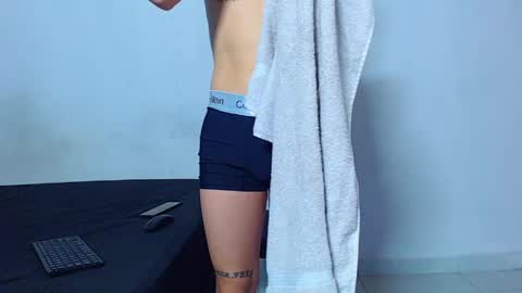 Mike IMDEPENDIENT MODEL online show from May 2026 01:51:02 PM