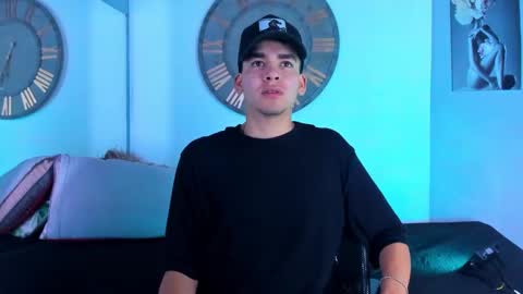 Mike 0233 online show from January 2025 04:47:02 AM