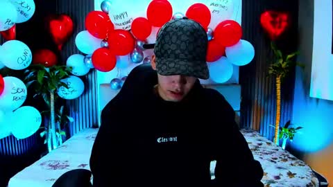 Mike 0233 online show from February 2025 05:59:01 AM