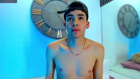 Mike 0233 online show from February 2025 08:29:02 AM