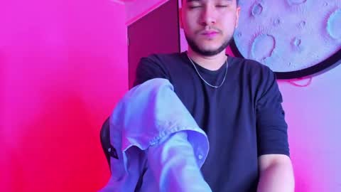 Mike  online show from April 2026 11:54:02 AM