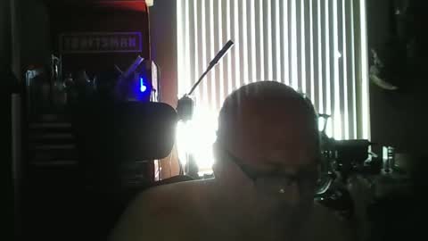 mike_allen4 online show from April 2026 05:57:01 PM